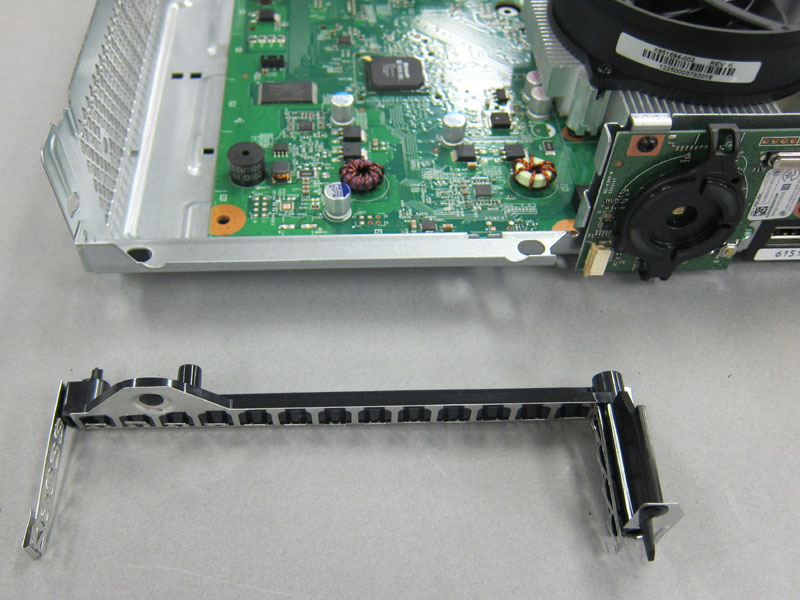 Illustration for article titled The New Xbox 360 Torn Apart